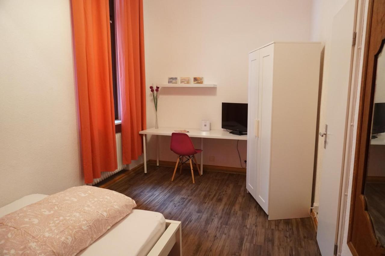 Pension Stadtmitte Garni Karlsruhe Exteriör bild